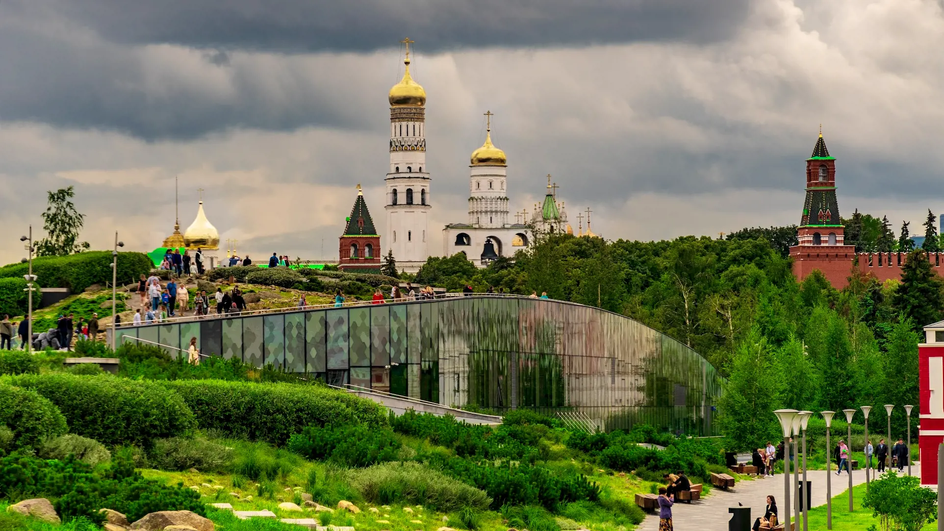 Москва стала привлекательнее для туристов: в гостиницах аншлаг