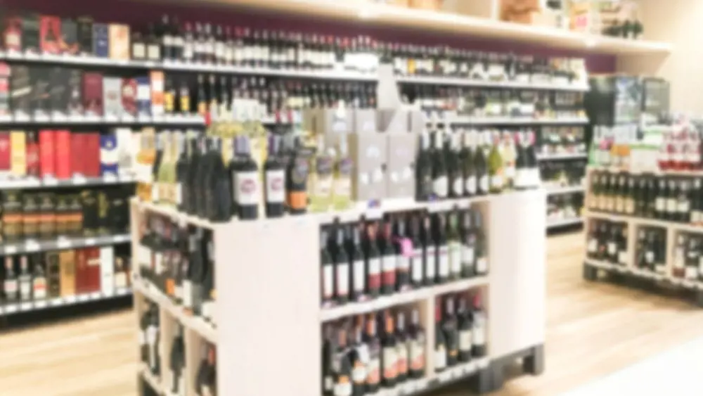 В России разрешили выборочные проверки алкоголя в магазинах